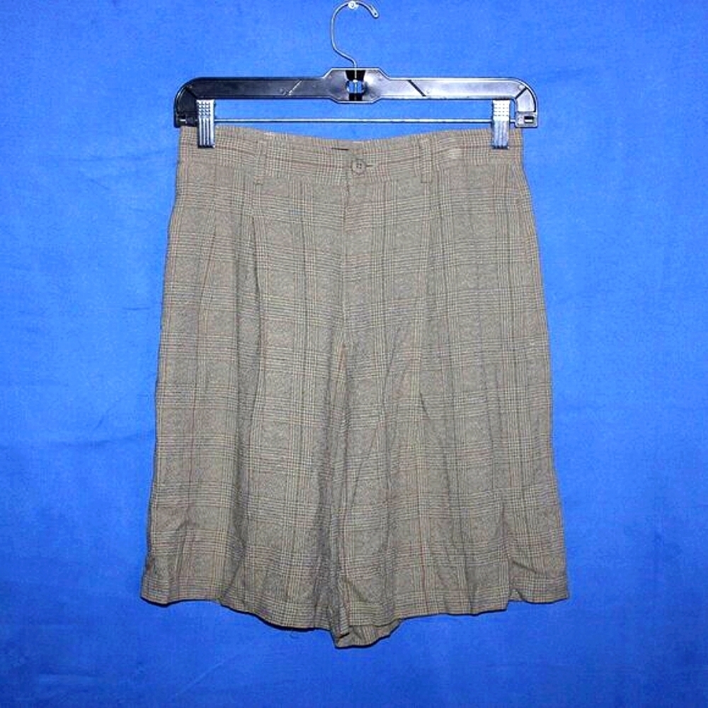 Liz Sport Plaid Pleated Shorts Brown Petite 6